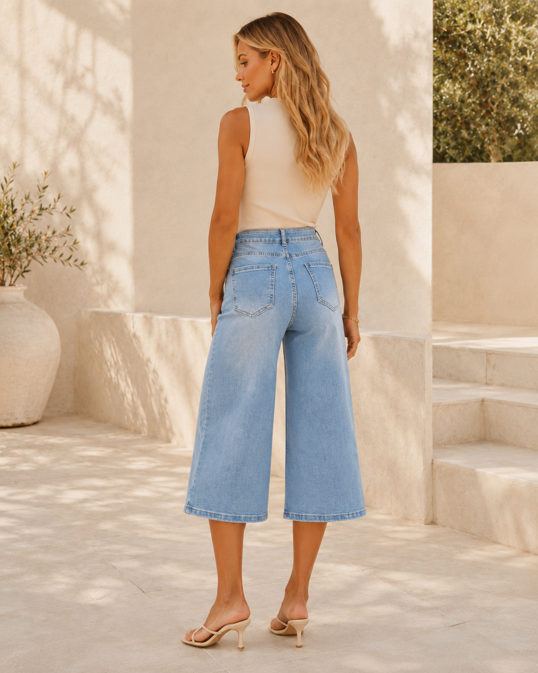 Florine High-Waist Denim Bermuda – Modern, Vrouwelijk & Tijdloos